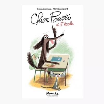 Capa de livro 'Chien Pourri à l'école' com ilustração de cão e gato numa sala de aula
