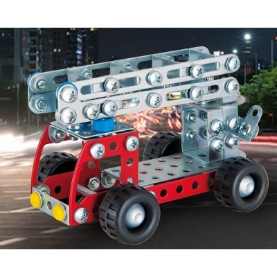 Brinquedo de veículo metálico vermelho e prateado com rodas pretas