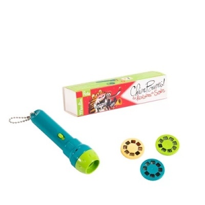 Projector azul e verde com discos coloridos e caixa com texto Chon Power