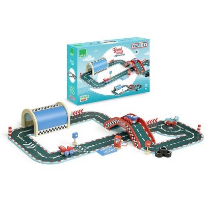 Pista de corridas de brinquedo com carros vermelhos, túnel azul e rampa vermelha em estrada de plástico