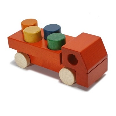 Camião de brinquedo em madeira com quatro cilindros coloridos
