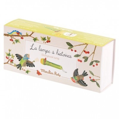 Embalagem retangular branca com imagens de pássaros e texto em francês e inglês