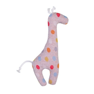 Brinquedo de peluche em forma de girafa com bolas coloridas.