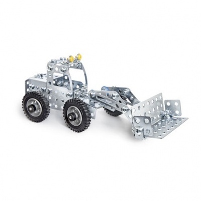 Veículo de construção metálico com rodas pretas e luzes amarelas