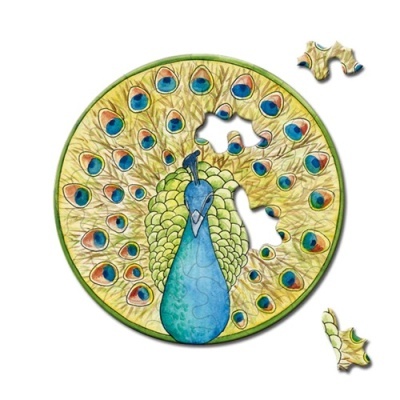 Quebra-cabeças redondo com pavão colorido e duas peças soltas