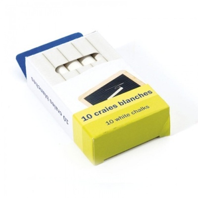 Caixa de giz branco com texto em francês e inglês