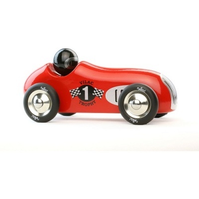 Carro de brinquedo vermelho com texto Vilac 1 Trophy e rodas metálicas