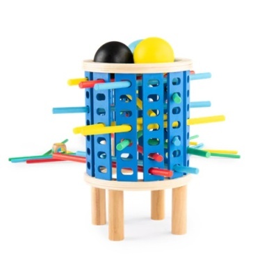 Brinquedo colorido de madeira com varetas e bolas no topo