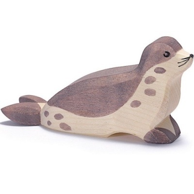Figura de uma foca de madeira colorida