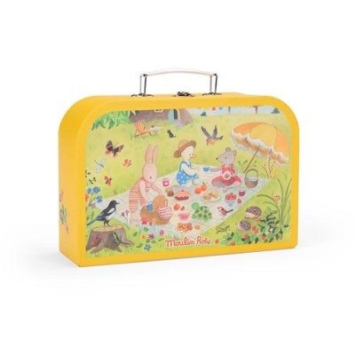 Mala amarela decorada com ilustração de piquenique e texto Moulin Roty