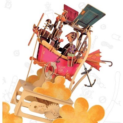 Escultura de carruagem voadora com bonecos e guarda-chuva, em madeira e metal.