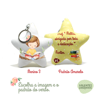 Chaveiro estrela em tecido com ilustração de menino a ler e texto de agradecimento no verso amarelo