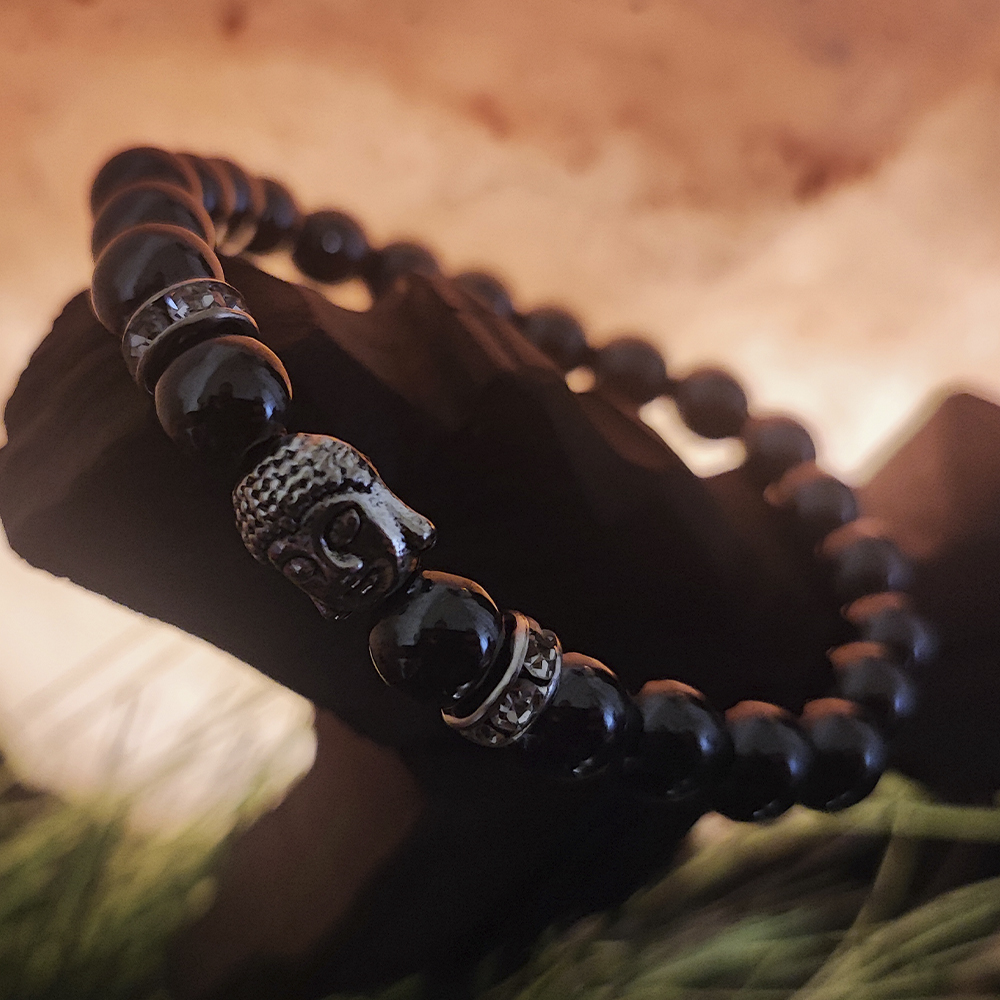 Pulseira de Hematita Com Cabeça de Buda Pulseira preta com conta de Buda prateada e cristais
