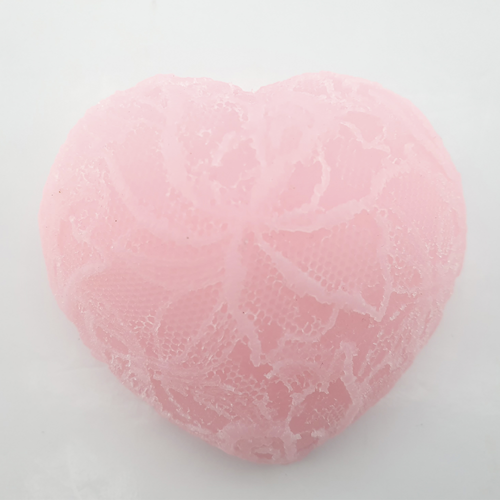 Coração Rendado em Sabonete Esponja de banho coração cor-de-rosa com textura rendada