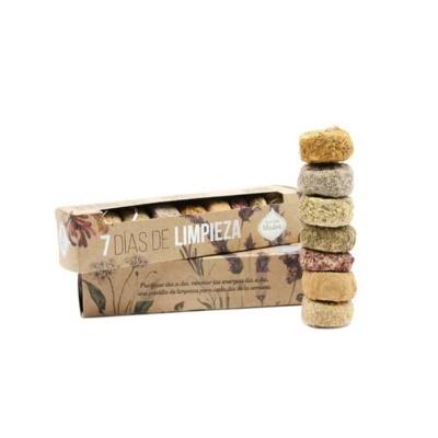 Caixa de cartão com 7 pastilhas de limpeza empilhadas em várias cores