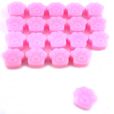 Protetores de silicone rosa em forma de pata de animal com coração