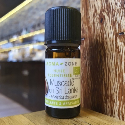 Frasco de óleo essencial Muscade du Sri Lanka com rótulo branco e tampa preta