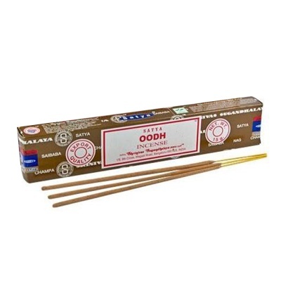Caixa de incenso Satya Oodh e varetas de incenso castanhas