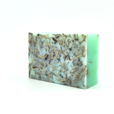 Sabonete bicolor verde com inclusões marrons secas