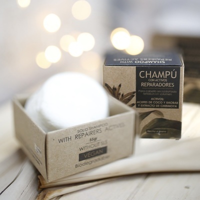 Champô sólido reparador vegano em embalagem biodegradável castanha
