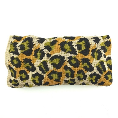 Bolsa de tecido com padrão leopardo castanho, verde e preto