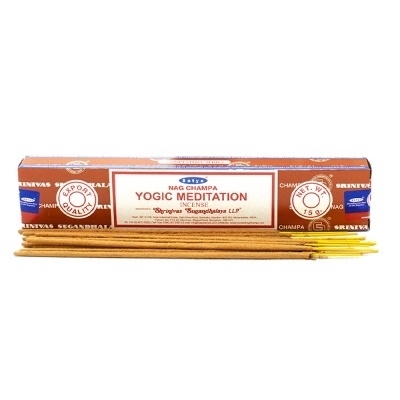 Caixa de incenso Nag Champa Yogic Meditation com varetas de incenso amarelas e vermelhas