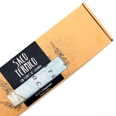 Caixa de cartão com saco térmico azul claro e texto SACO TÉRMICO com flores de lavanda.