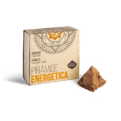 Embalagem de cartolina com pirâmide castanha ao lado