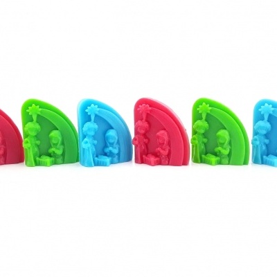 Marcadores de livros coloridos em plástico com desenhos de crianças e flores