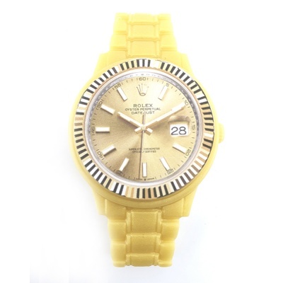 Relógio Rolex amarelo com mostrador dourado e bracelete texturizada