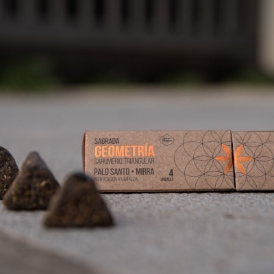 Embalagem de incenso triangular Sagrada Geometria e cones de incenso