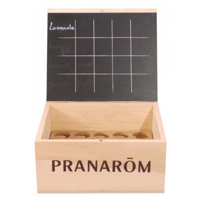Caixa de madeira com tampa preta escrita, PRANARÔM e palavra Lavande