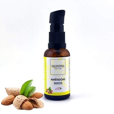 Frasco de óleo de amêndoas doces Valentina Body Care com amêndoas naturais
