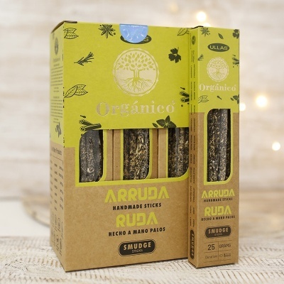 Caixa de incensos artesanais com ruda em embalagem verde e castanha