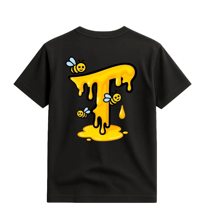 T-shirt preta com estampa da letra T em mel e abelhas