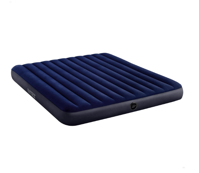 Colchão insuflável azul escuro com linhas horizontais e texto INTEX