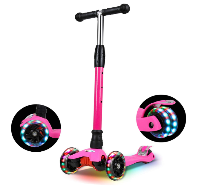 Trotinete infantil rosa com rodas iluminadas