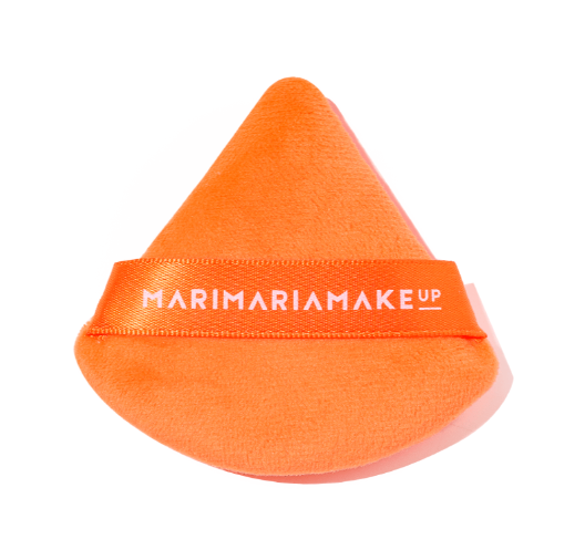 Esponja de maquilhagem triangular laranja com fita e texto MARIMARIAMAKEUP