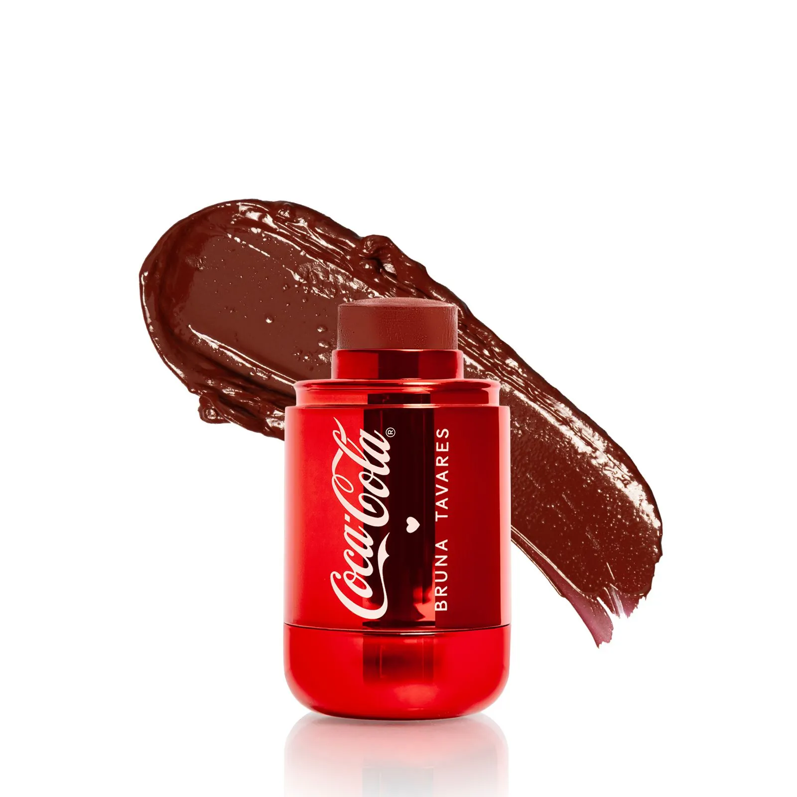 Batom CocaCola vermelho com texto branco e batom castanho escuro ao fundo