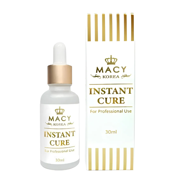 frasco branco fosco e caixa branca com detalhes dourados instant cure MACY KOREA