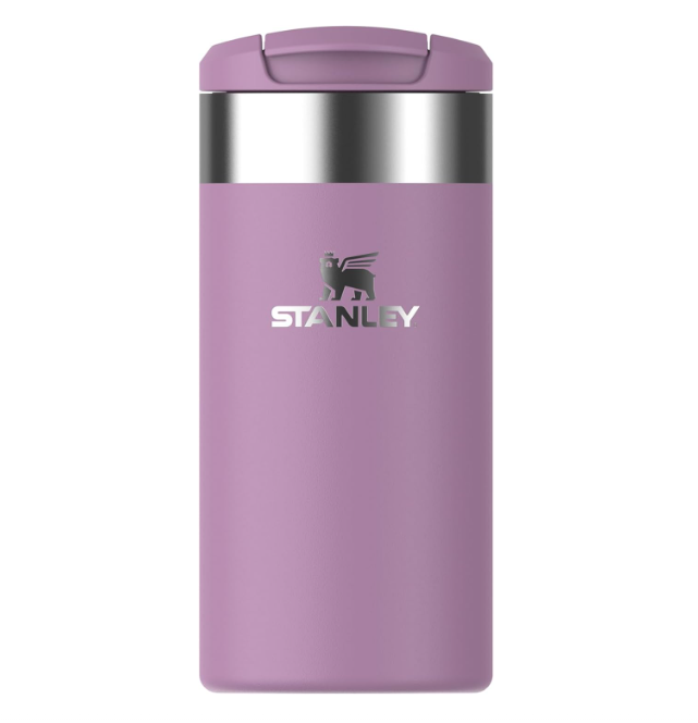 Termo Stanley lilás com tampa rosqueável e logo prateado