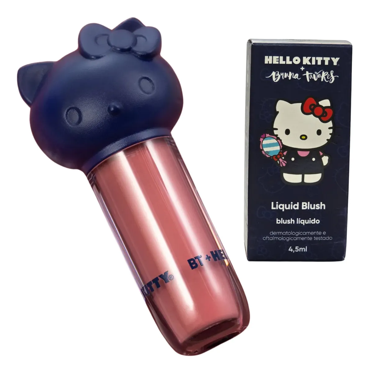 Frasco de blush líquido rosa com tampa Hello Kitty e embalagem preta com ilustração da Hello Kitty