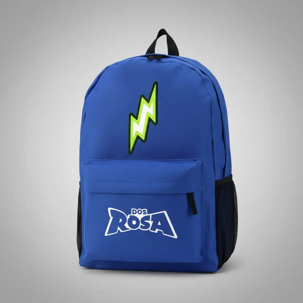 Mochila azul com padrão de raio e texto branco DOS ROSA na frente