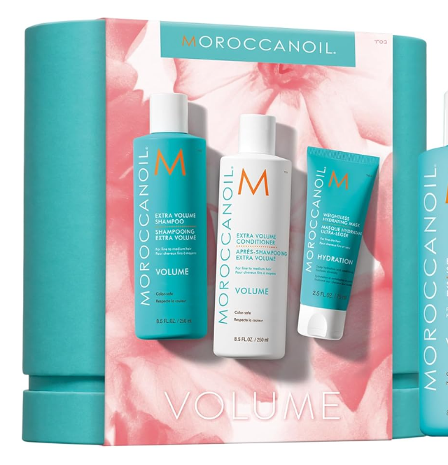 Produtos Moroccanoil Volume em embalagem com flores cor-de-rosa