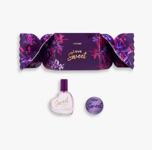 Conjunto de produtos Love Sweet com caixa, frasco em forma de coração e lip balm