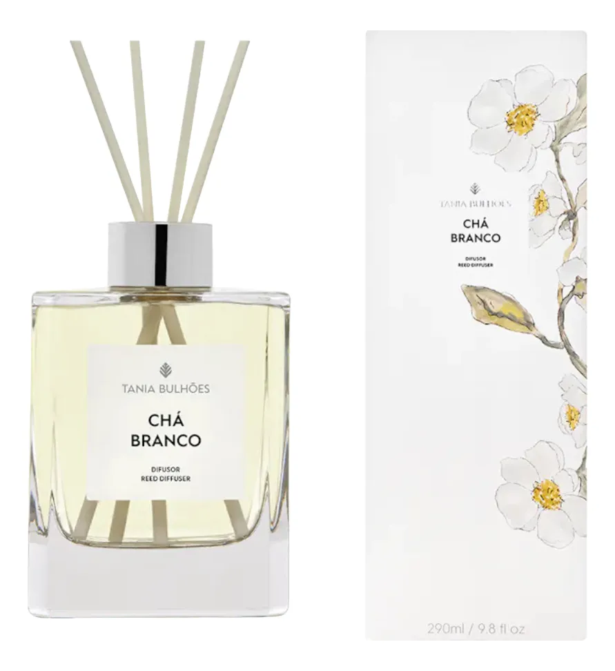 Difusor de ambiente Tania Bulhões Chá Branco com palitos e caixa decorada