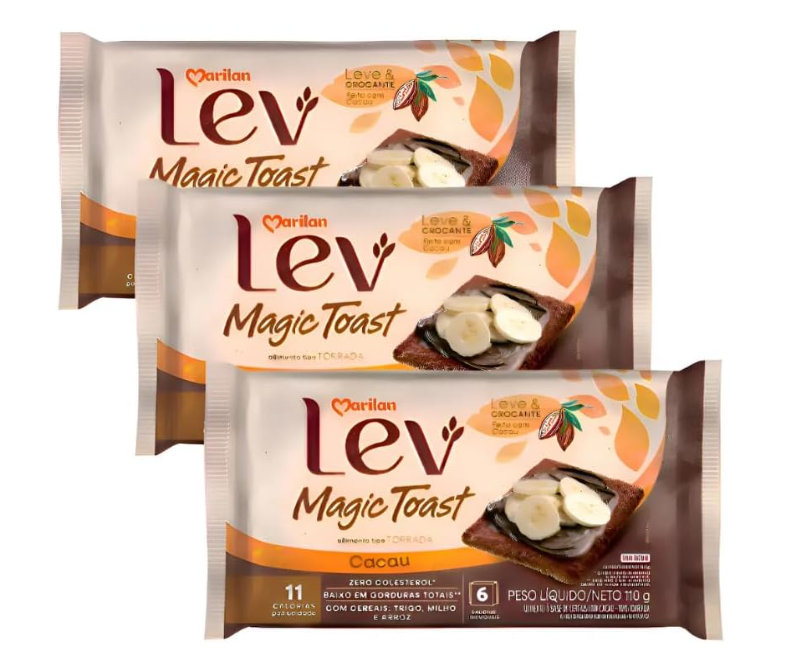 Pacotes de tostas Lev Magic Toast sabor cacau em embalagem creme e castanha