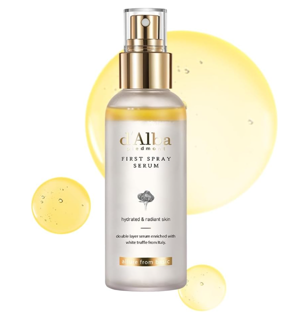 Frasco de spray serum d'Alba Piedmont FIRST SPRAY SERUM com tampa dourada e frasco fosco