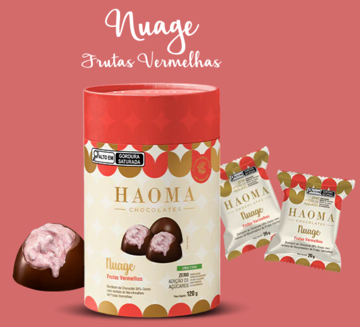 Embalagem e chocolates Nuage Frutas Vermelhas HAOMA Chocolates sobre fundo rosa