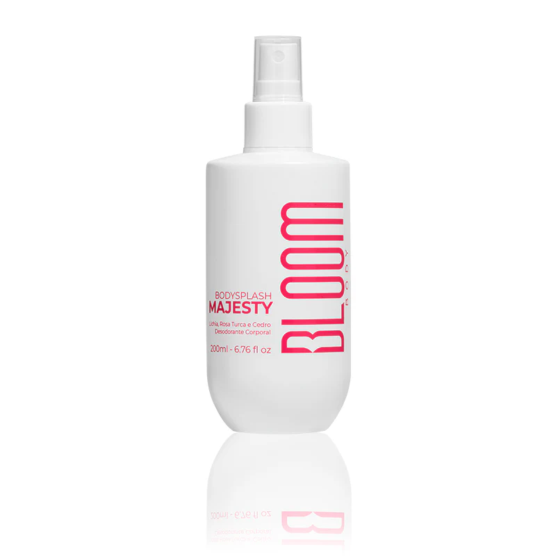 Frasco branco de spray corporal BLOOM BODY com texto rosa